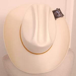 Stylish Cream Cowboy Hat